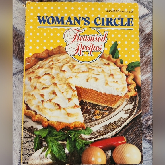 LOT Vintage Cookbooks - Picture 5 of 13